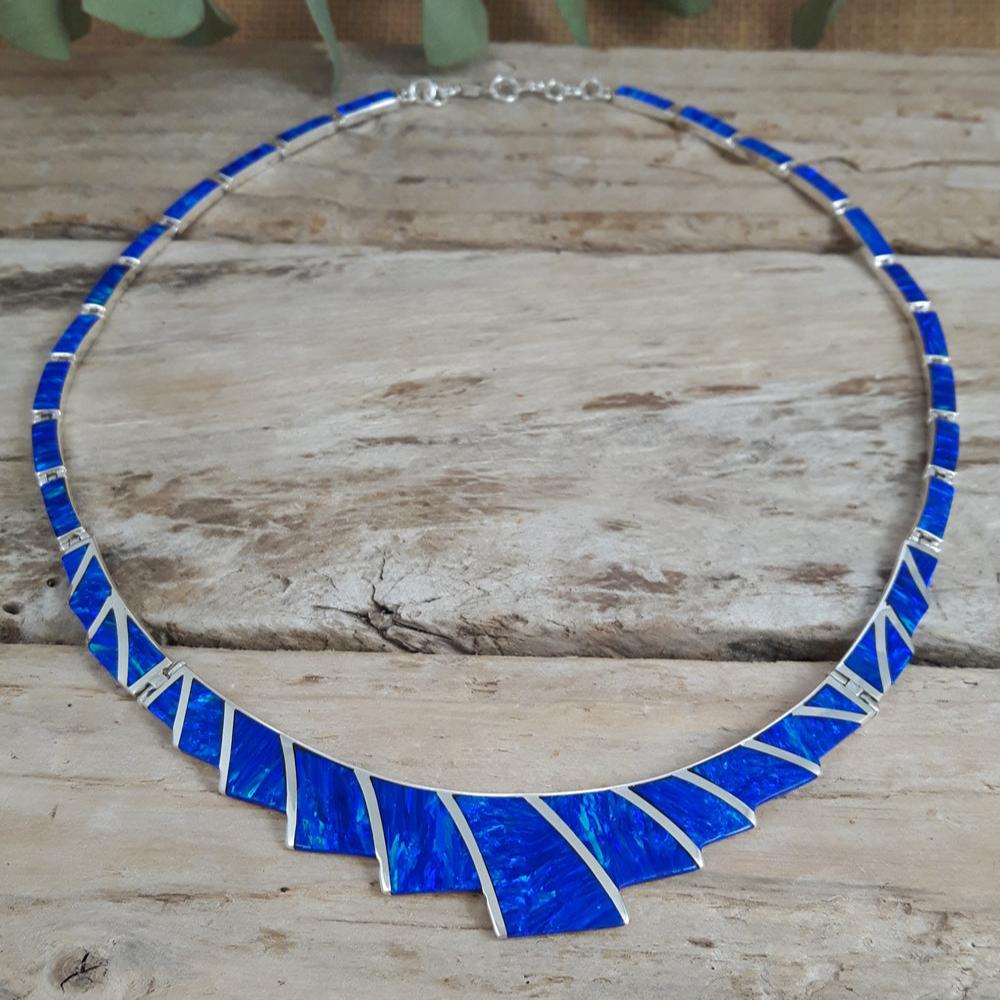 Flinder Guinevere Blue Necklace