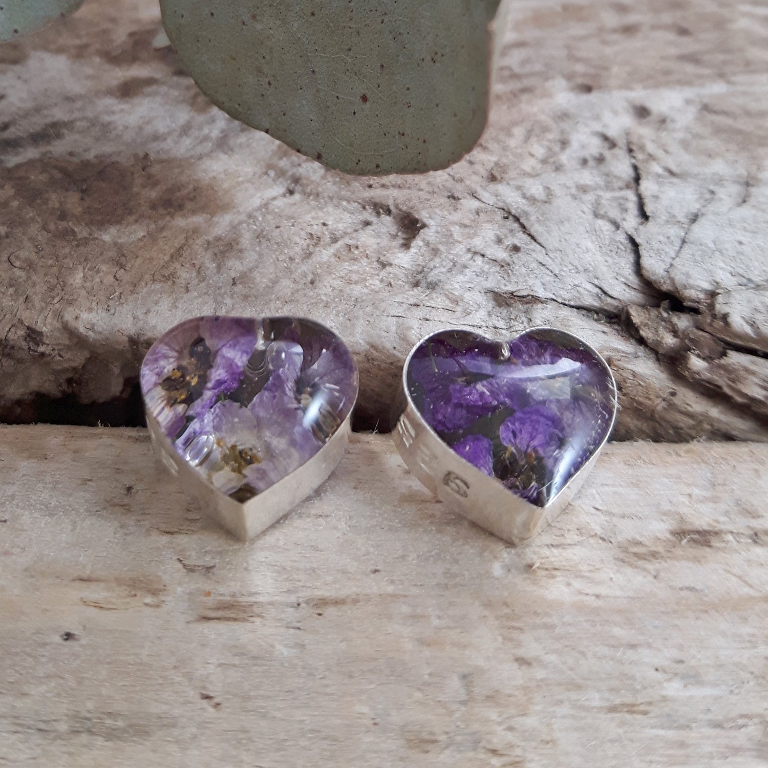 Flores Heather Heart Stud Earrings