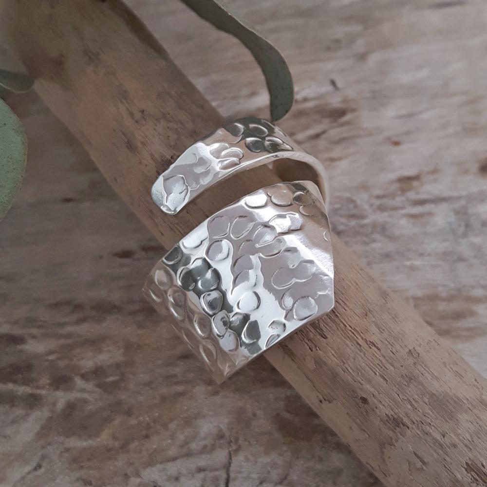 Foresta Divine Hammered Ring