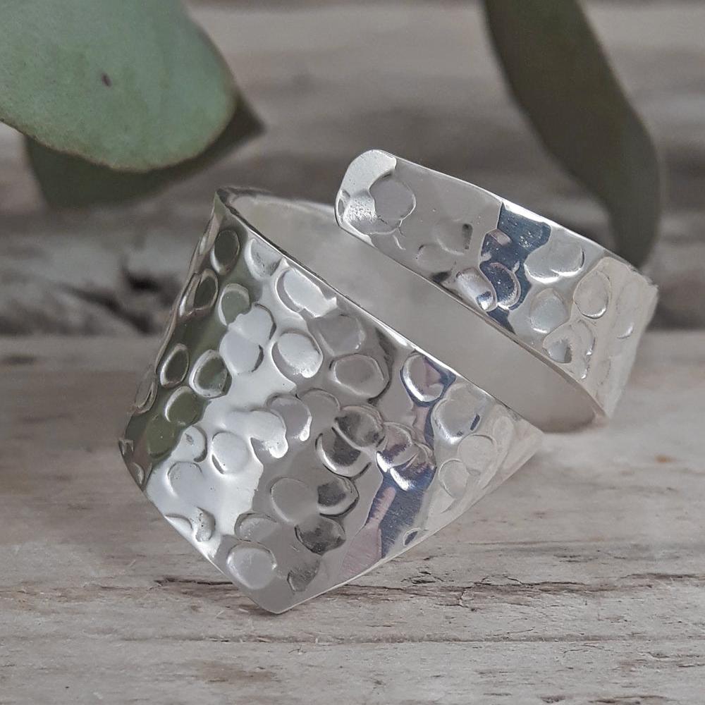 Foresta Divine Hammered Ring