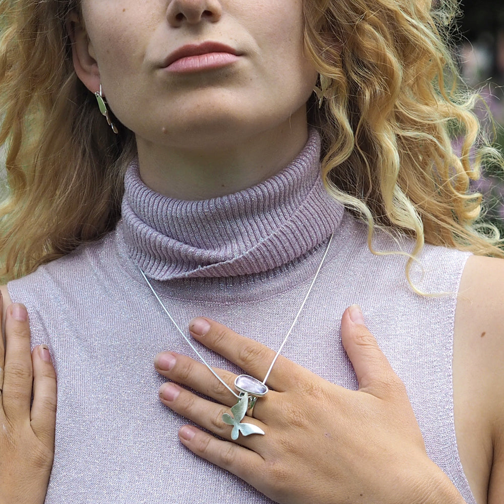 Mariposa Small Matt Pendant