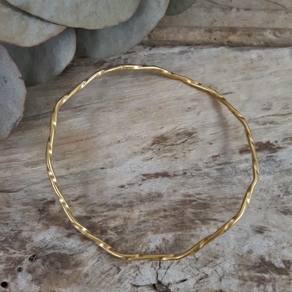 Lattice Single Gold Plated Bangle