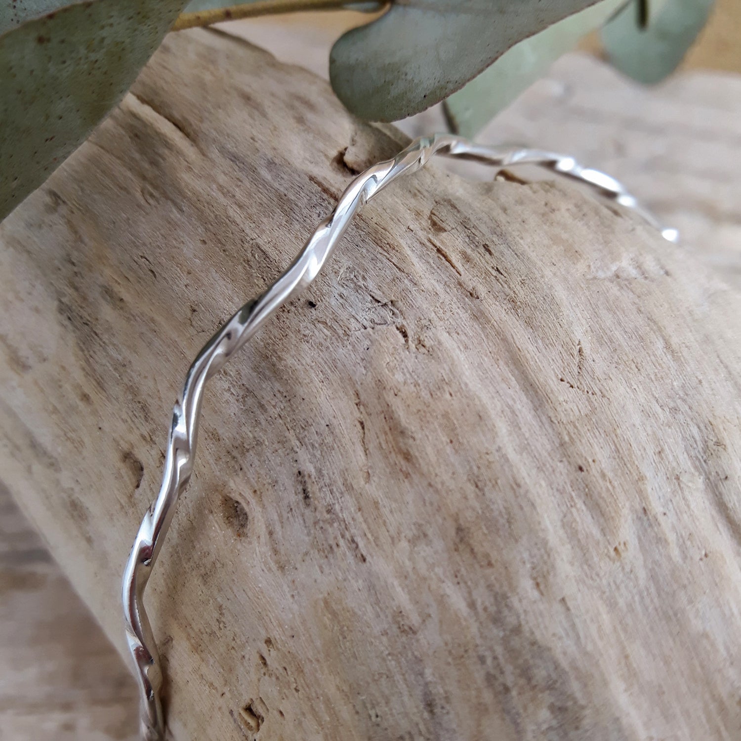 Lattice Single Bangle Handcrafted in Sterling Silver