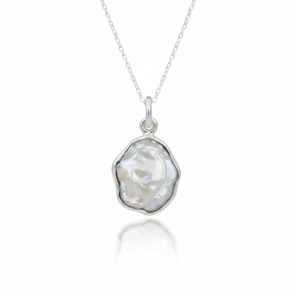 Luminous Baroque Pearl Pendant - Single Chain
