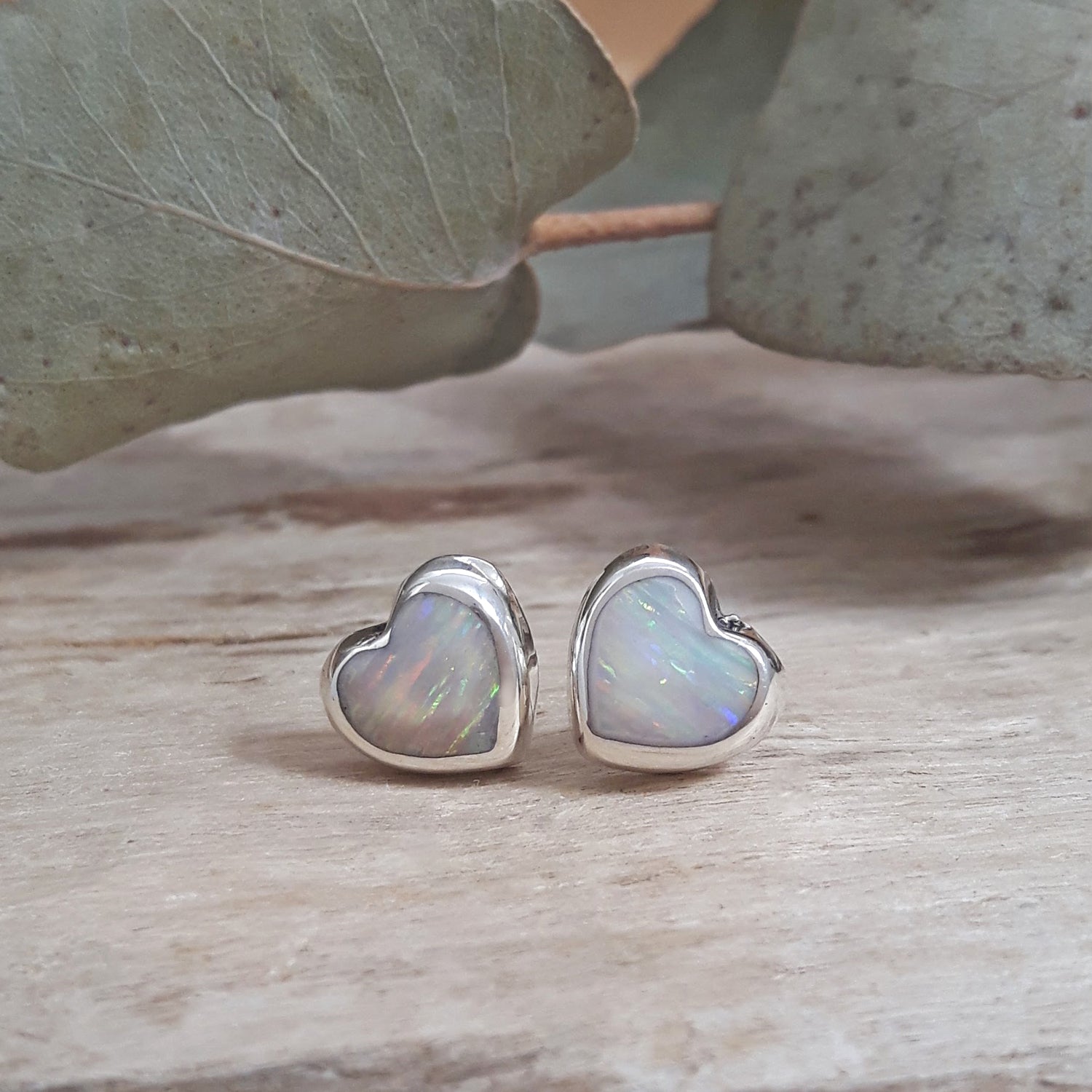 Flinder Heart White Small Stud Earrings