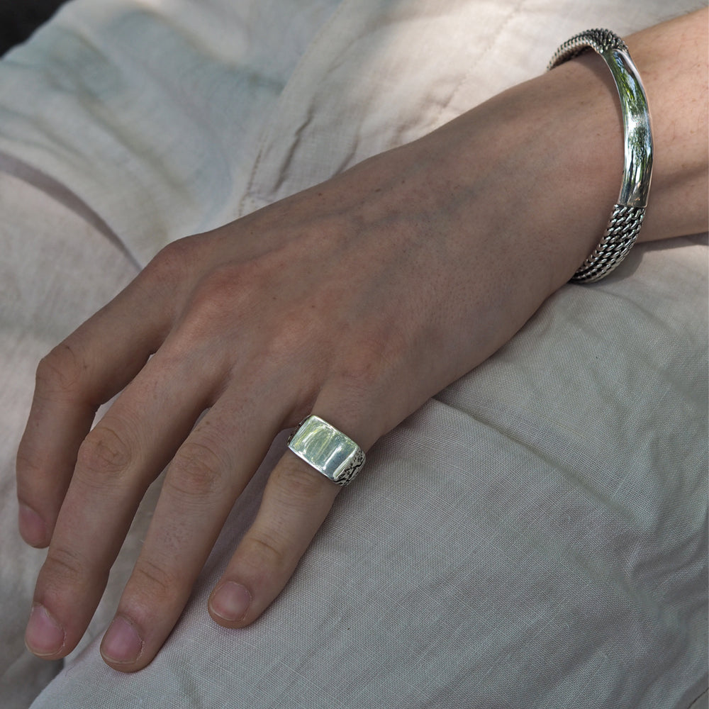 Foresta Ivor Signet Ring