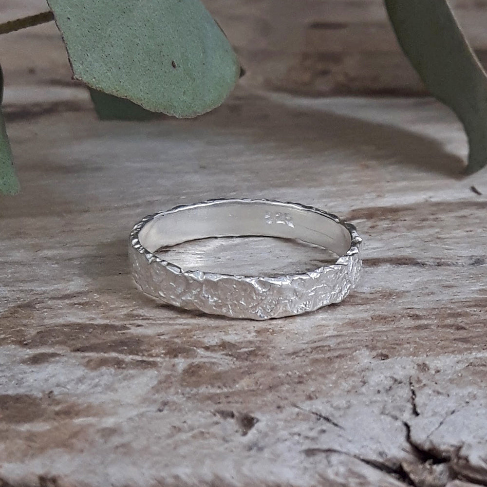 Foresta Orla Textured Ring