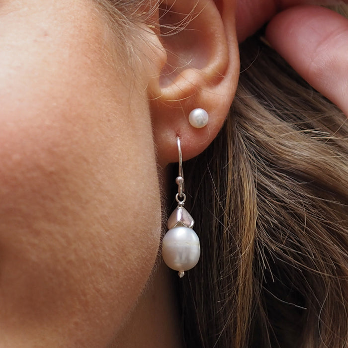 Lilith Small Pearl Drop Earrings