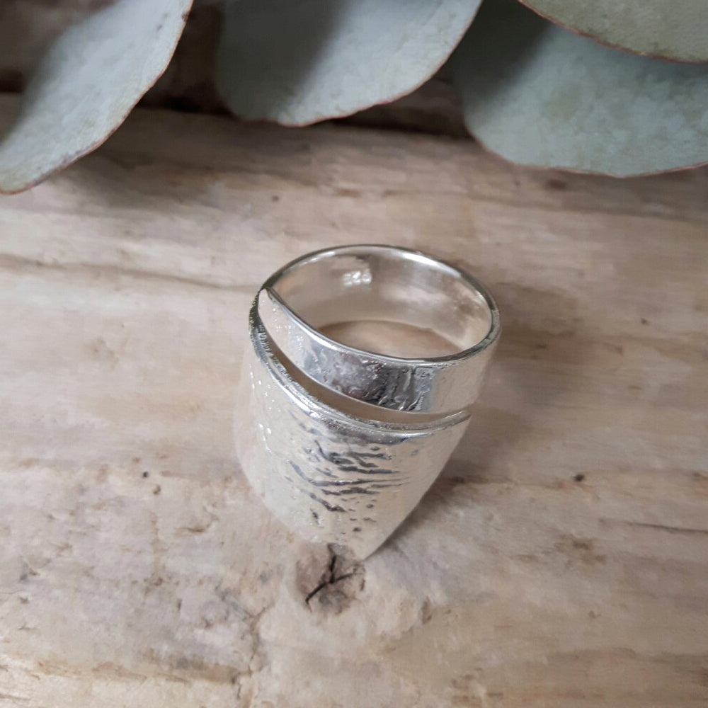 Foresta Divine Textured Ring