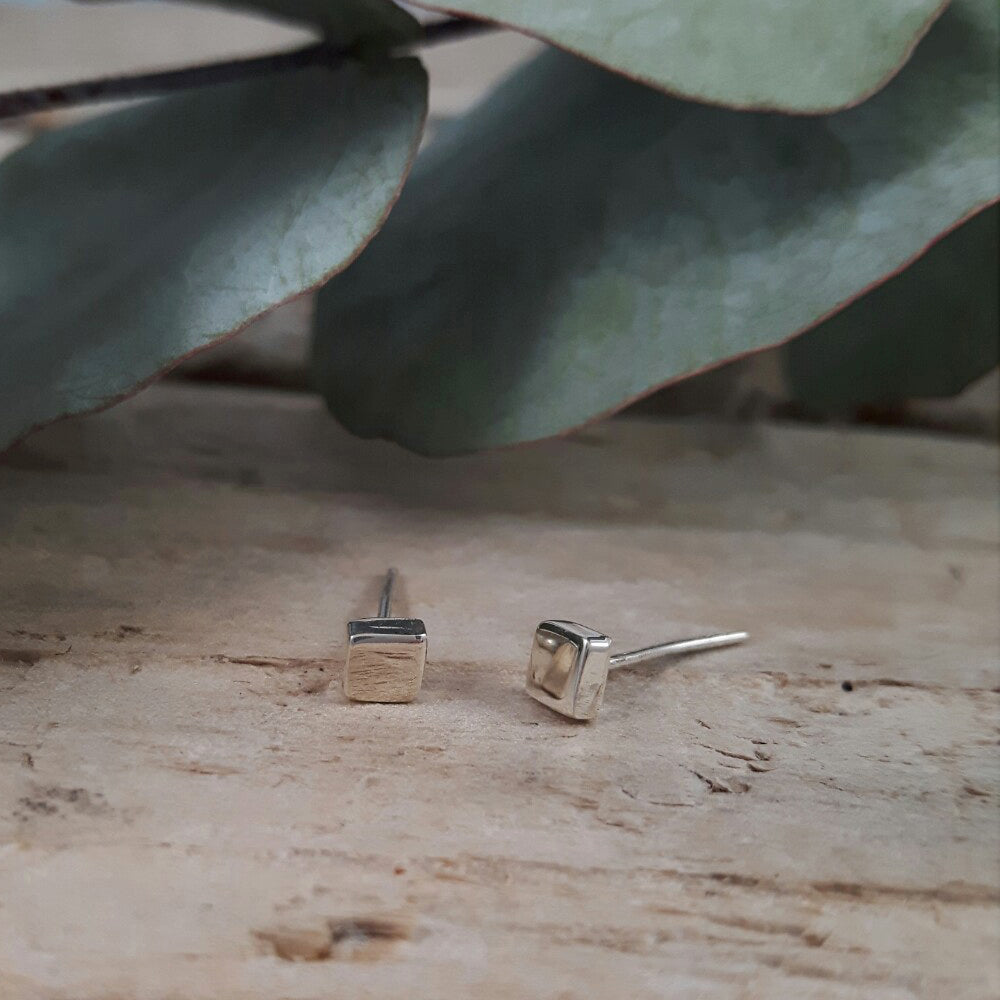 Dainty Polished Square Stud