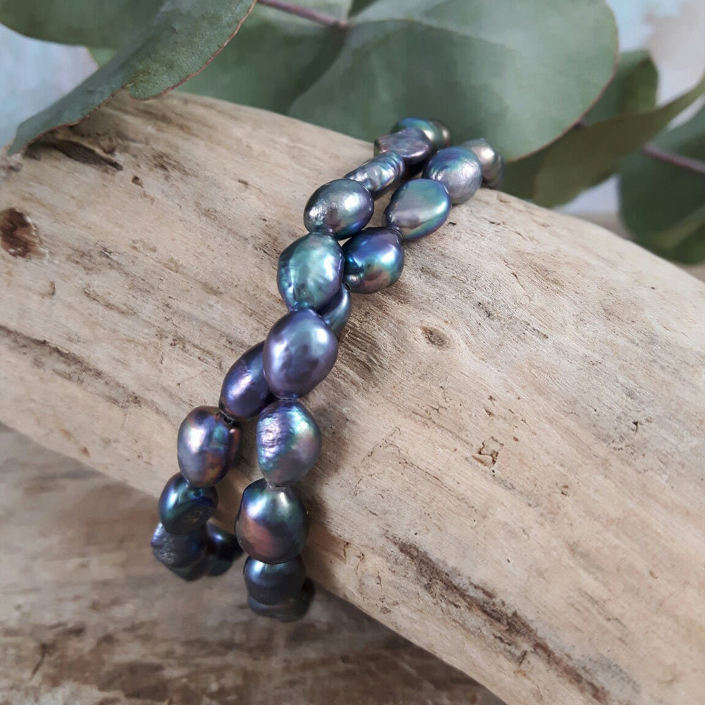 Ella Iridescent Pearl Bracelet