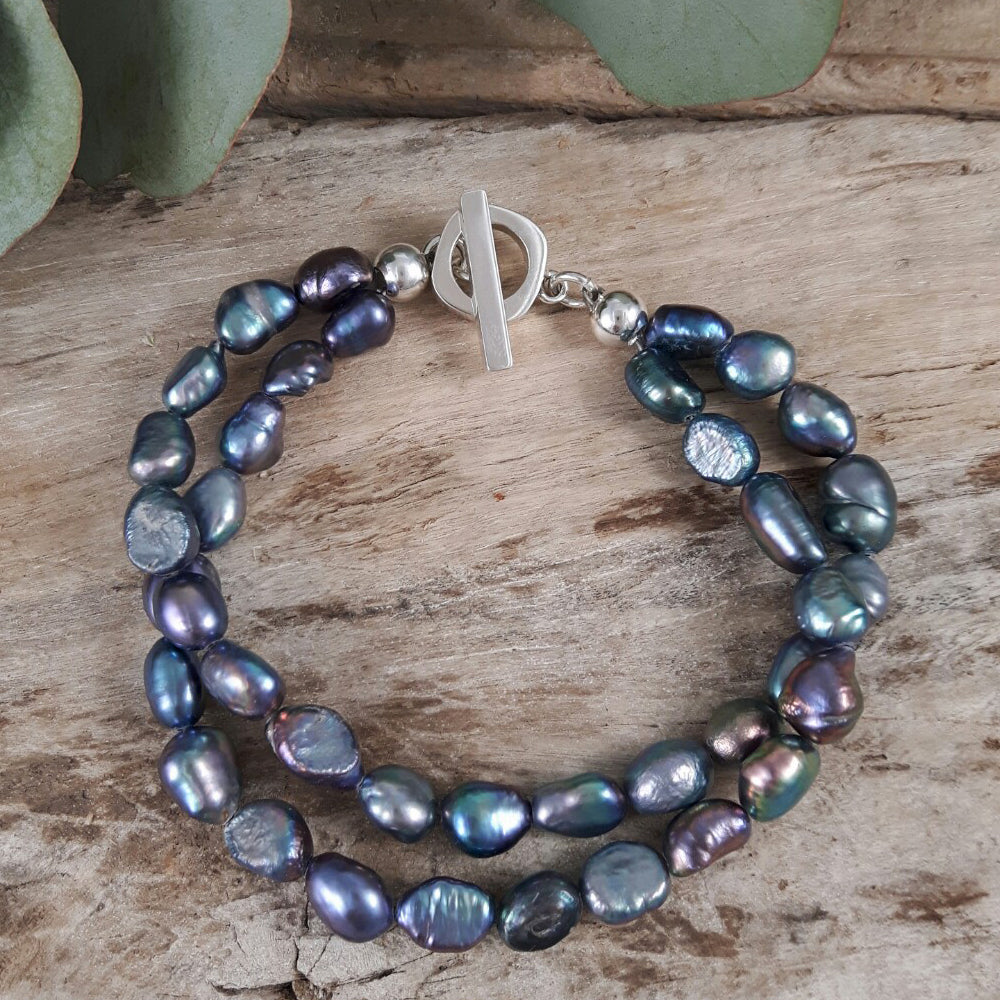 Ella Iridescent Pearl Bracelet