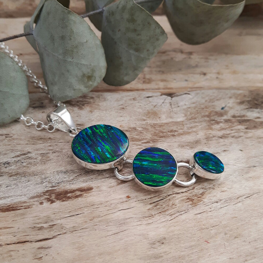 Flinder Emerald Dotty Pendant