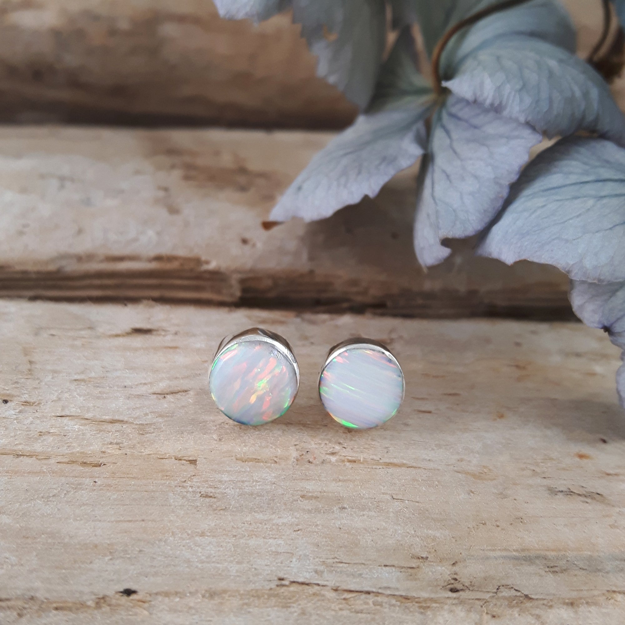 Flinder White Dotty Stud Earrings - Sterling Silver with Cultured Opal Inlay
