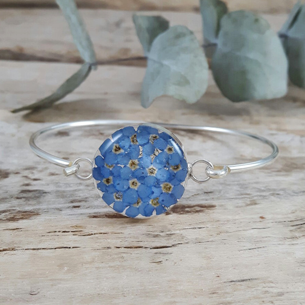 sterling silver forget me not Flores bracelet with hook fastening