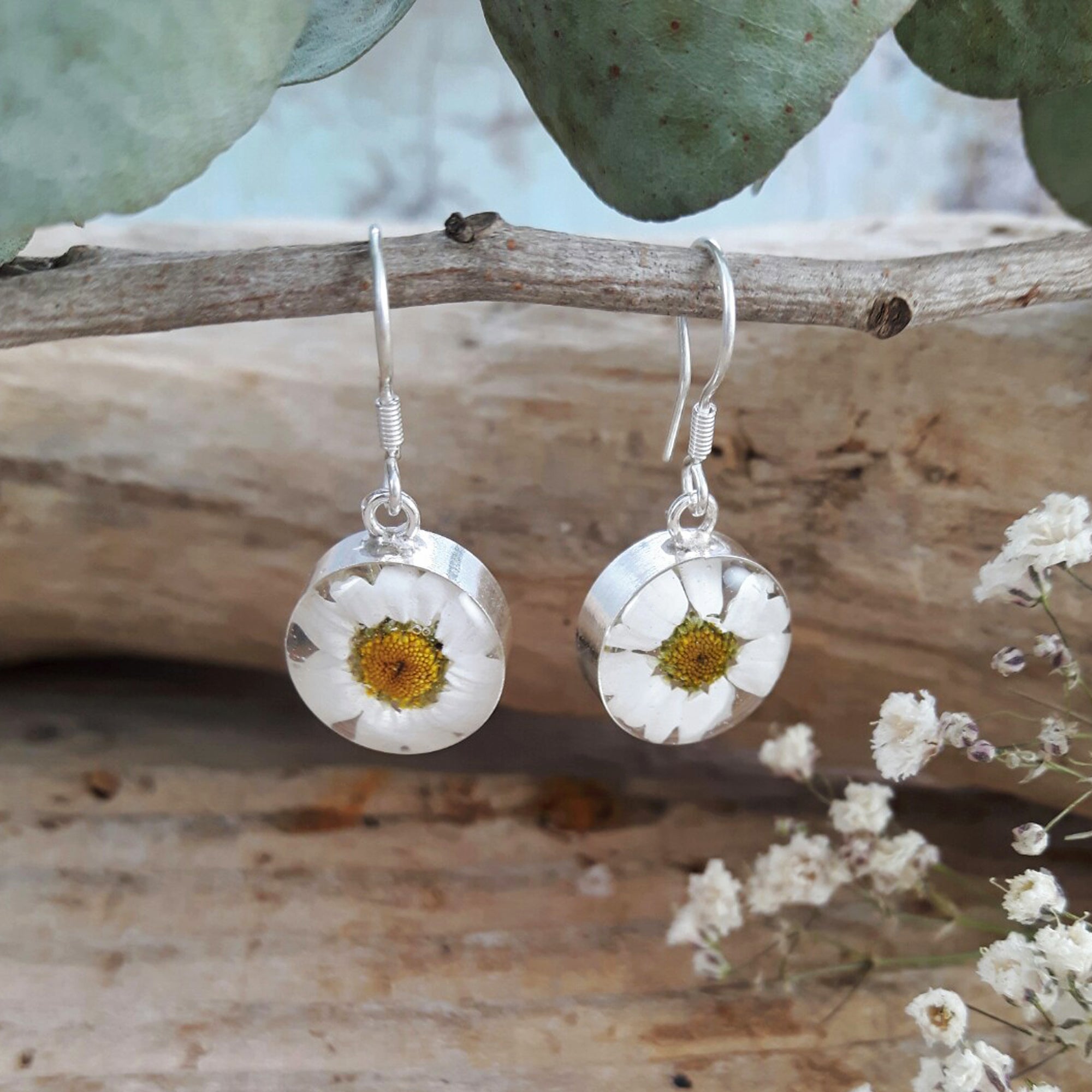 Flores Daisy Round Drop Earrings