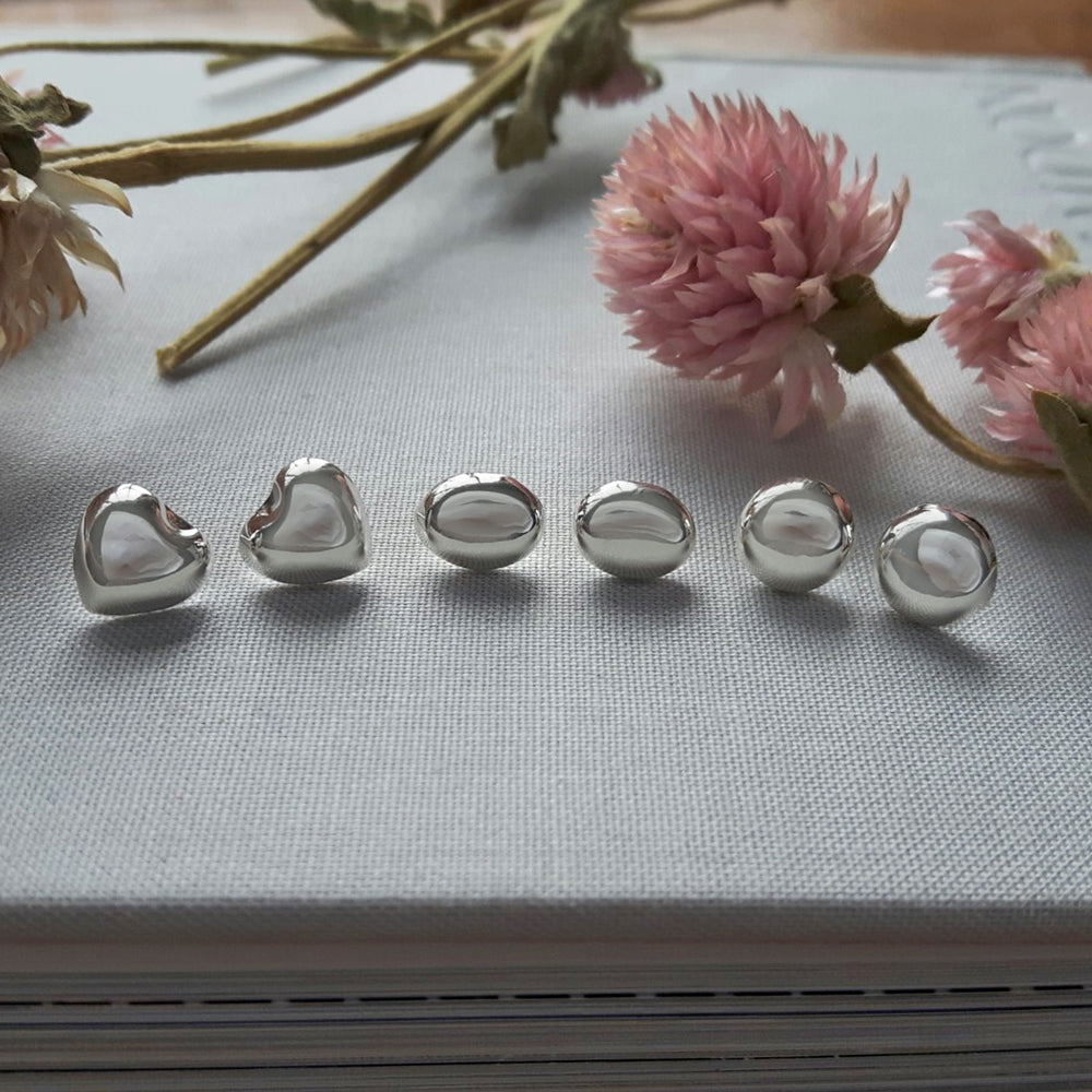 Minimalist Circle Stud Earrings