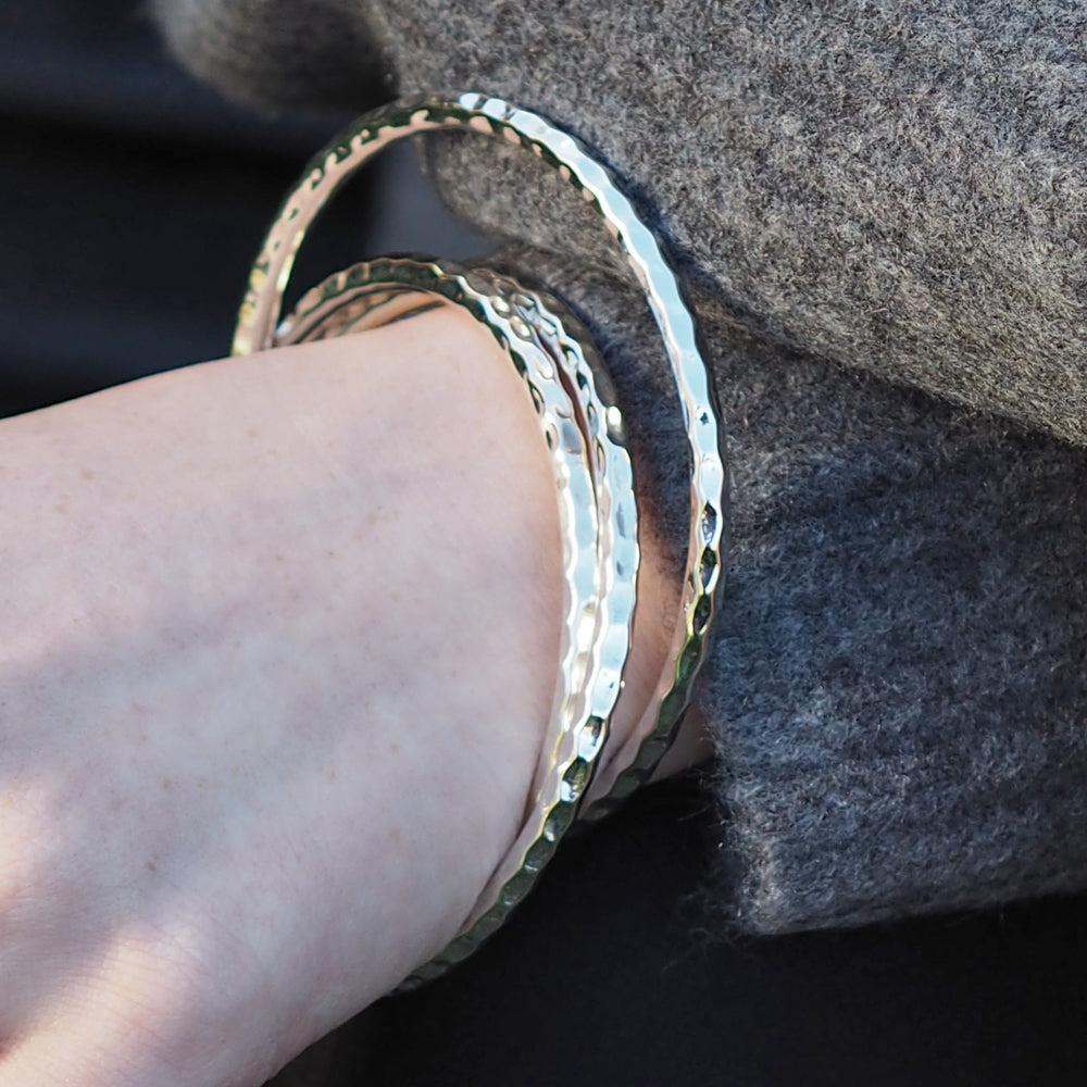 Amare 3 Hammered Bangle