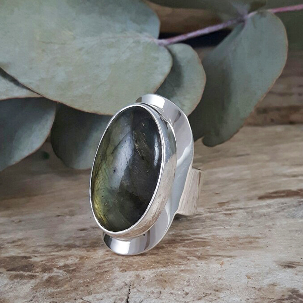 Monet Labradorite Oval L Adjustable Ring C