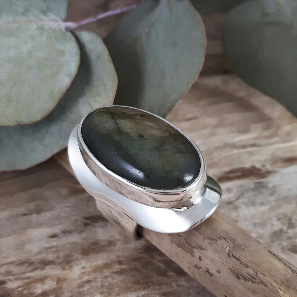 Monet Labradorite Oval L Adjustable Ring C