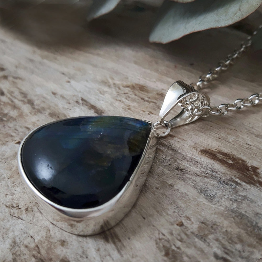 Monet Labradorite L Teardrop Pendant B