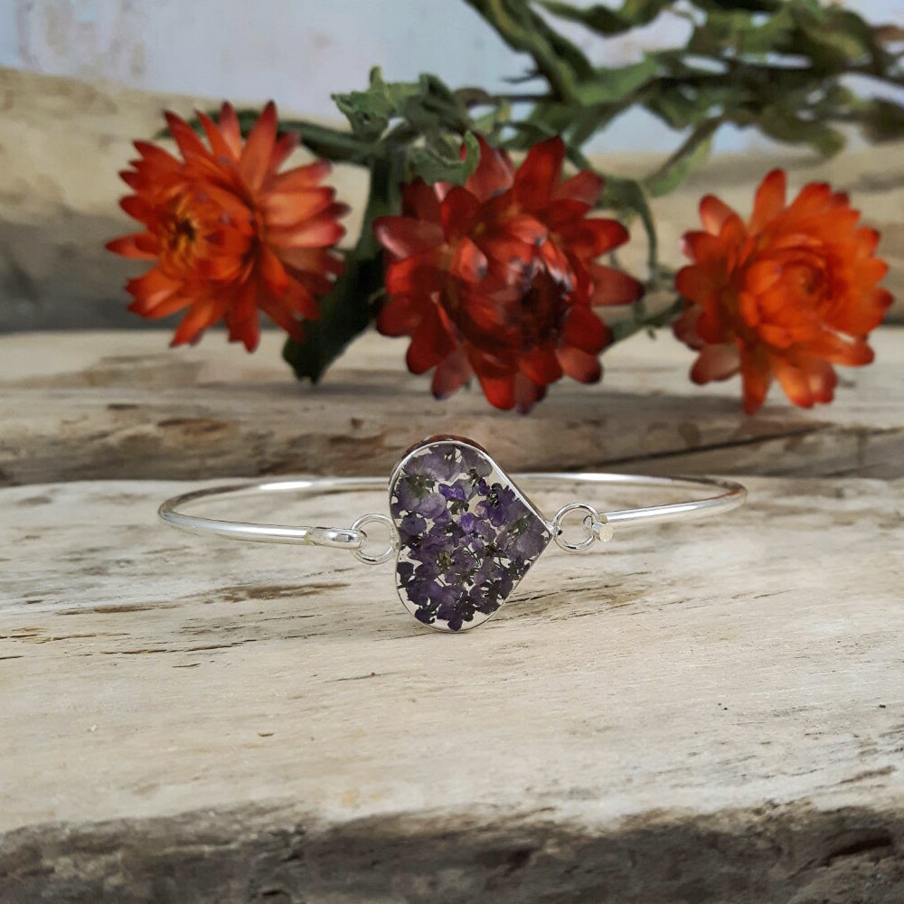 Flores Heather Heart Bangle