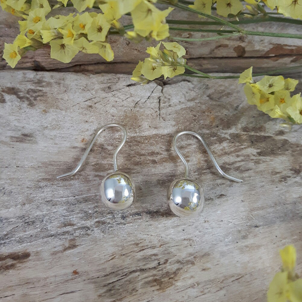 Pea Medium Drop Earrings