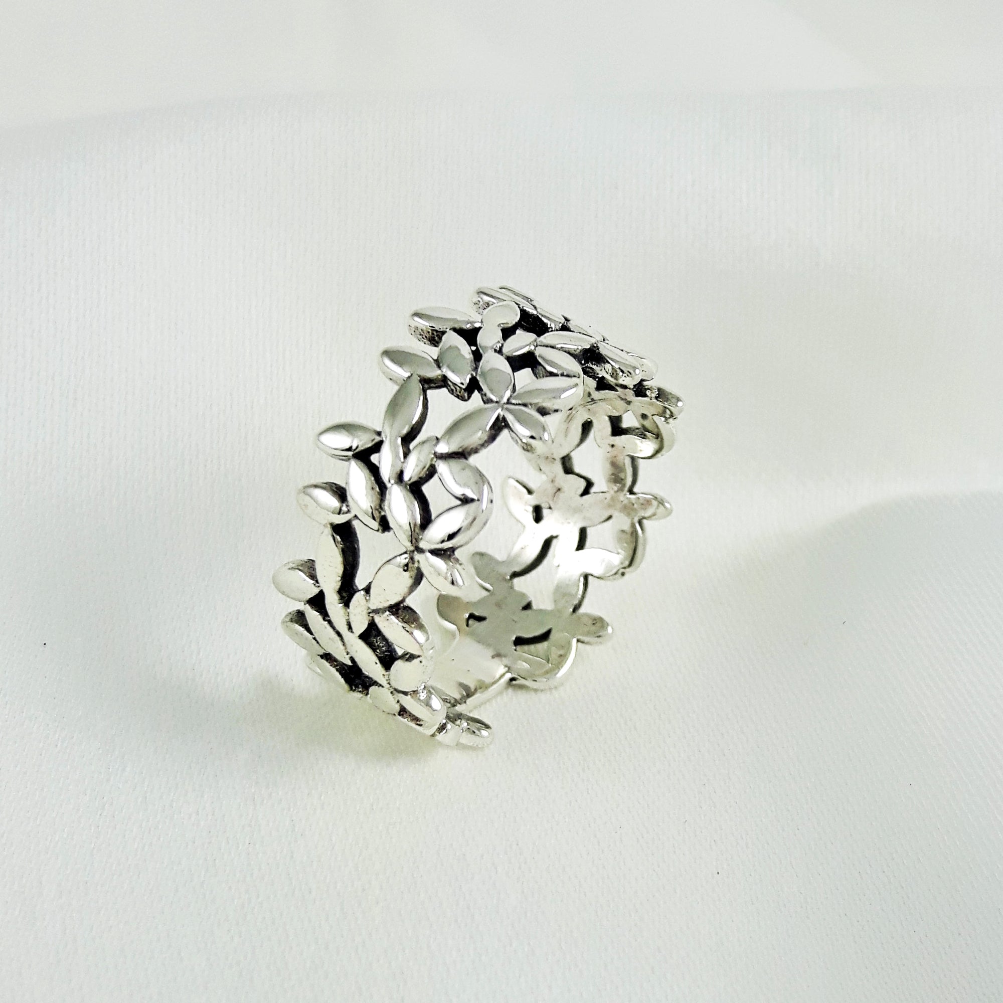 Primavera Polished Ring
