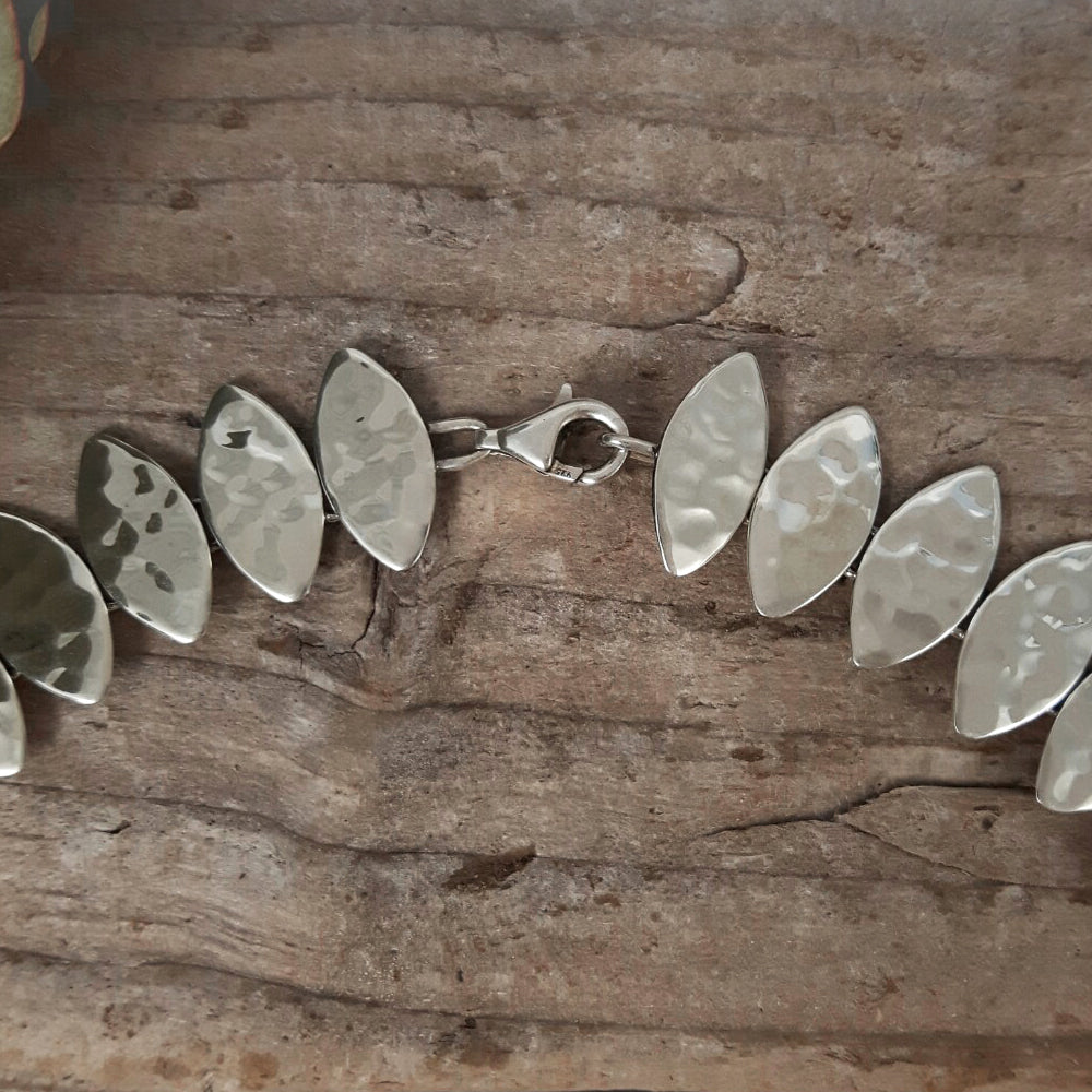 Roma Ava Hammered Necklace
