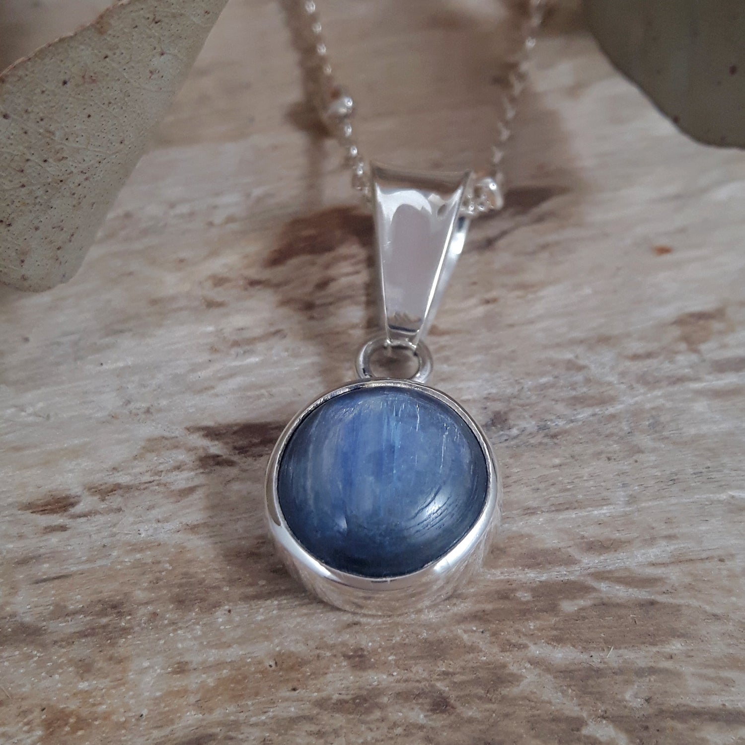 Alba Kyanite Circle Pendant