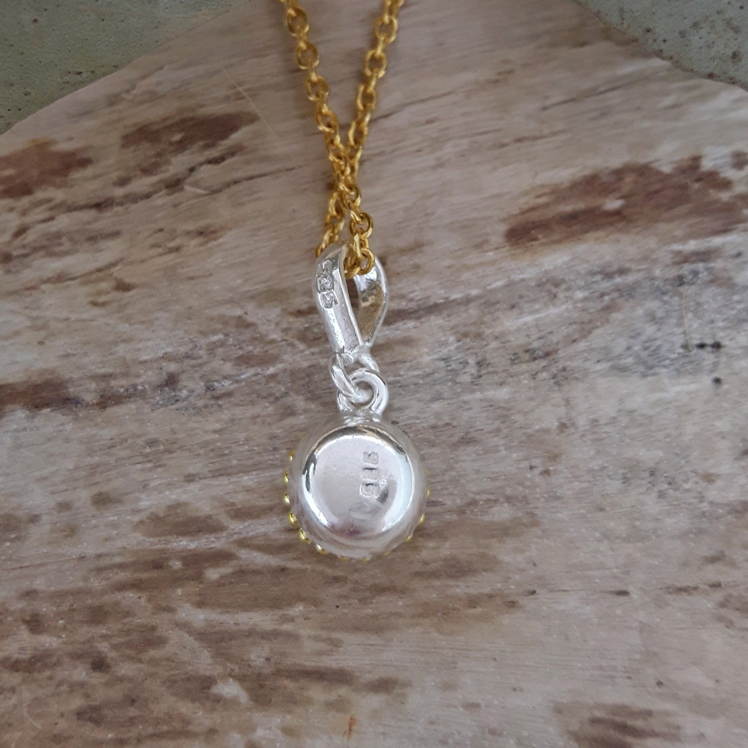 Allegra Bloom Coral Mini Round Pendant