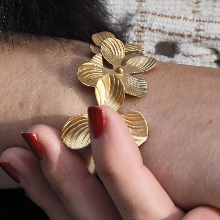 Viola Large Gold Bracelet