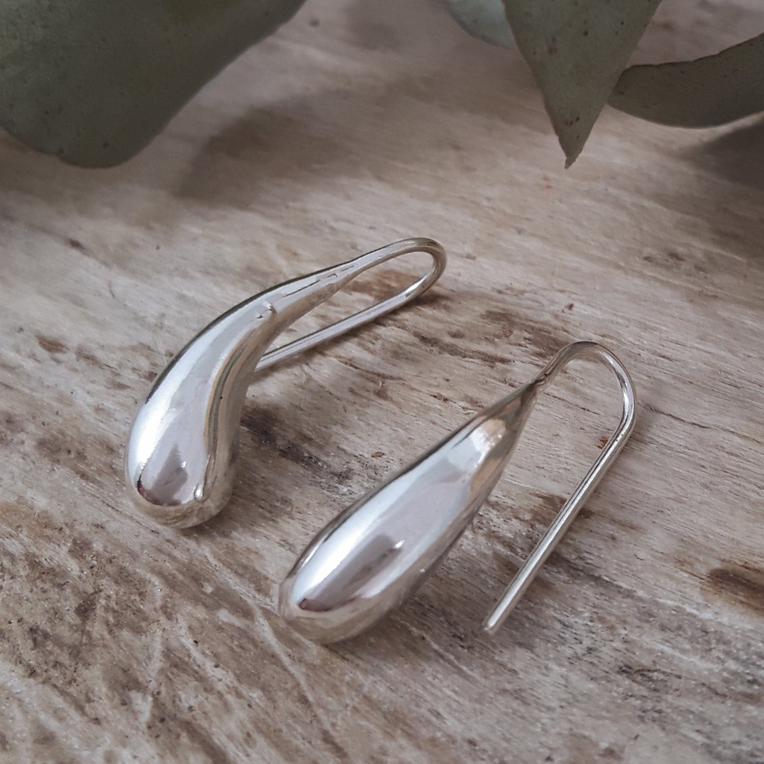 Droplet Polished Silver Earrings