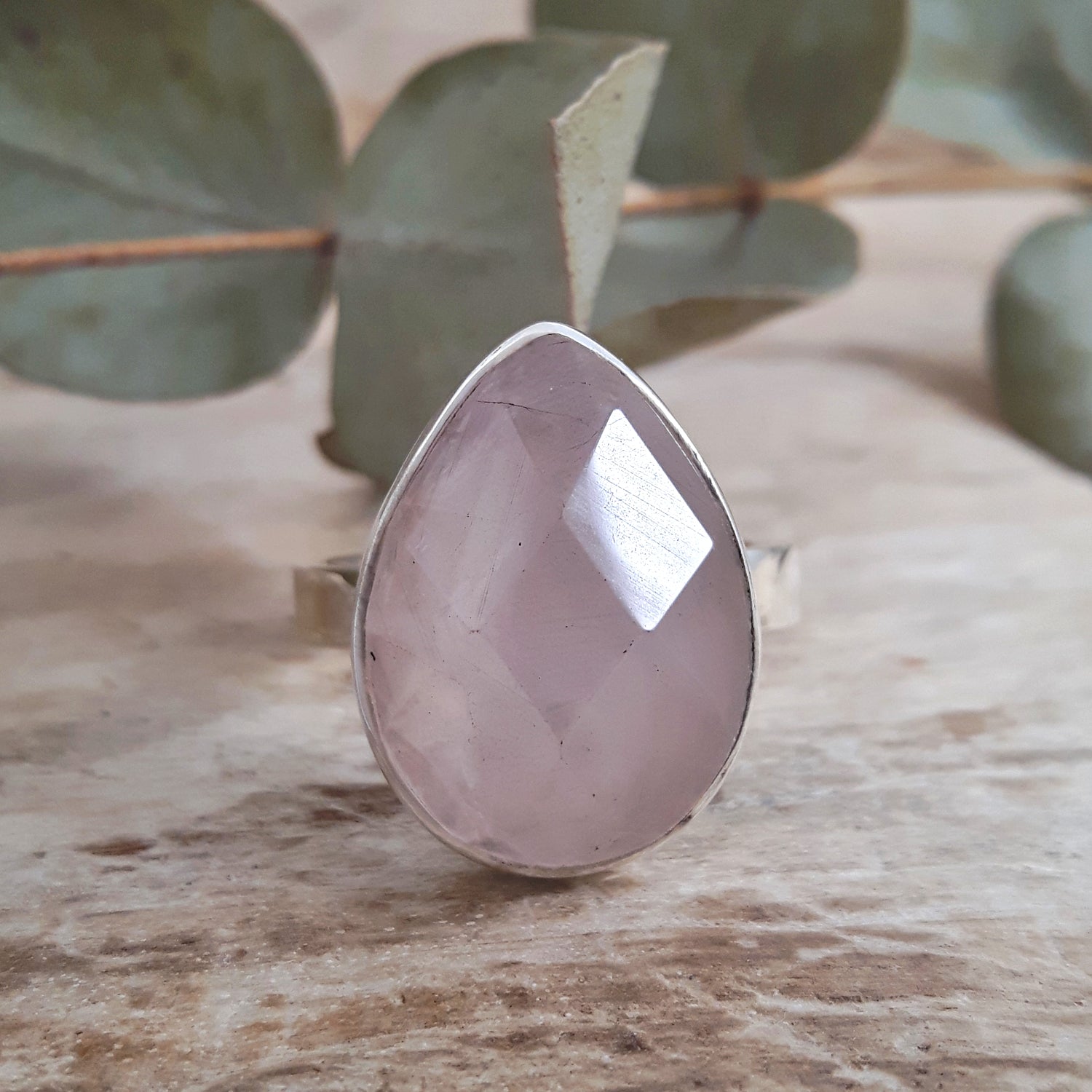 Elegance Teardrop Rose Quartz Small Ring