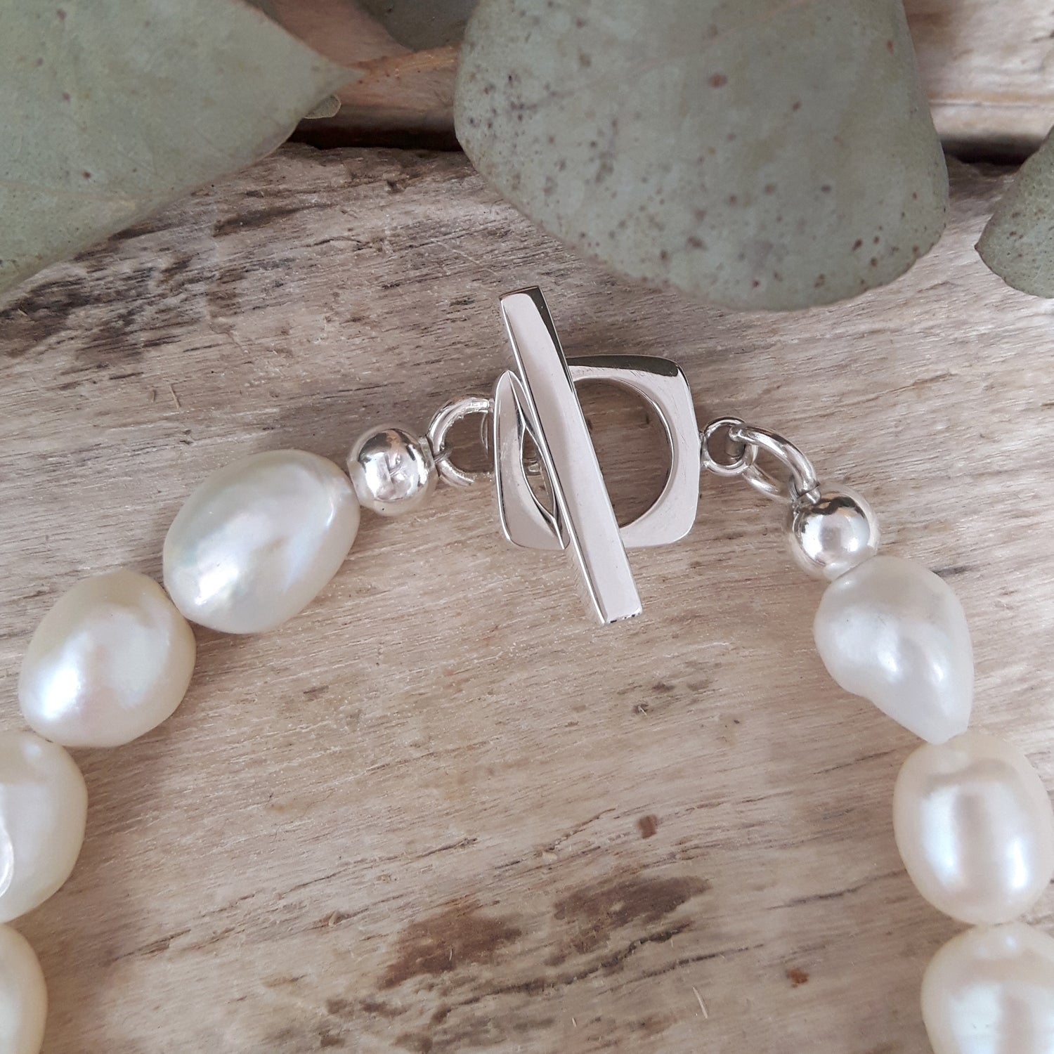 Ella White Pearl Single Bracelet