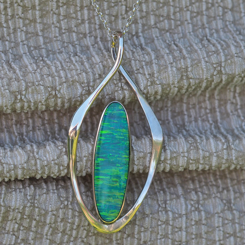 Flinder Green Flame Pendant