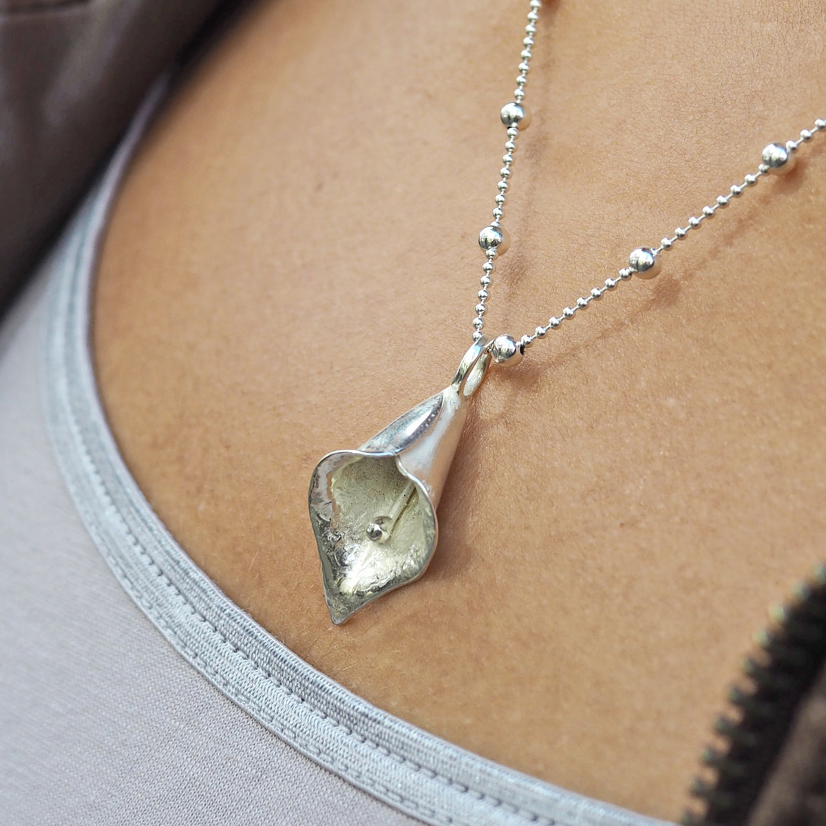 Foresta Calla Lily Pendant