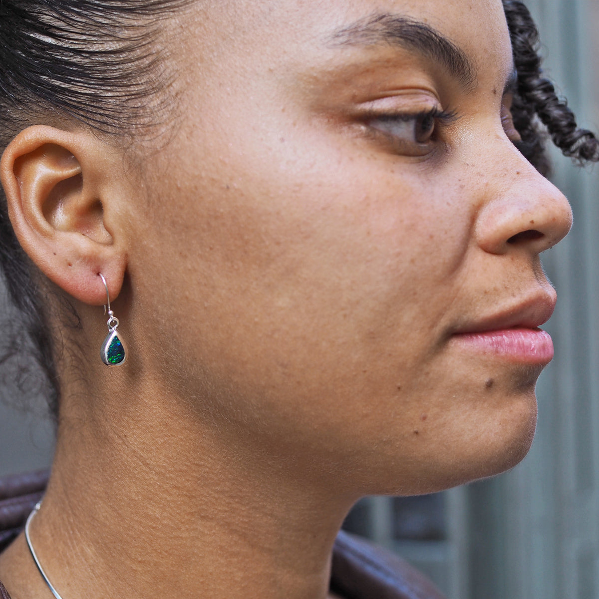 Flinder Droplet Emerald Drop Earrings