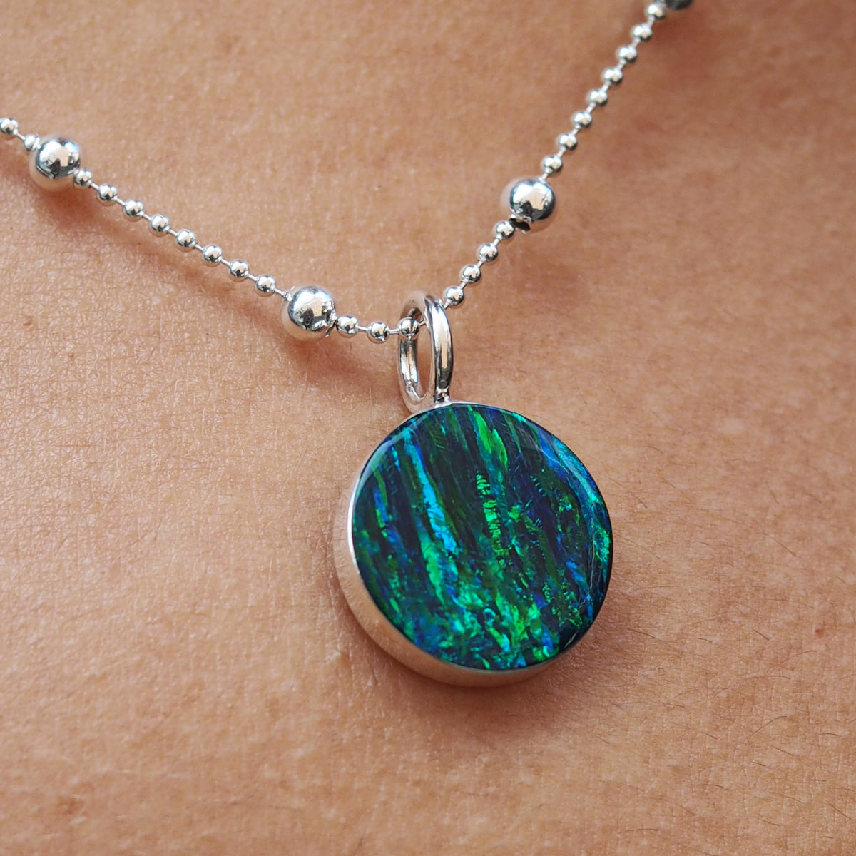 Flinder Emerald Dotty Small Pendant