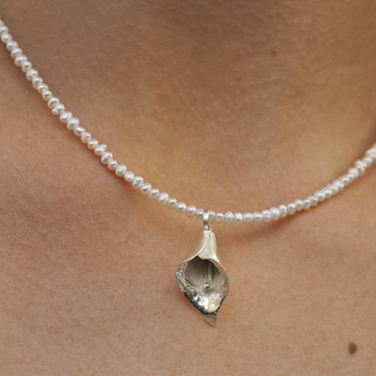 Foresta Calla Lily & Pearl Necklace