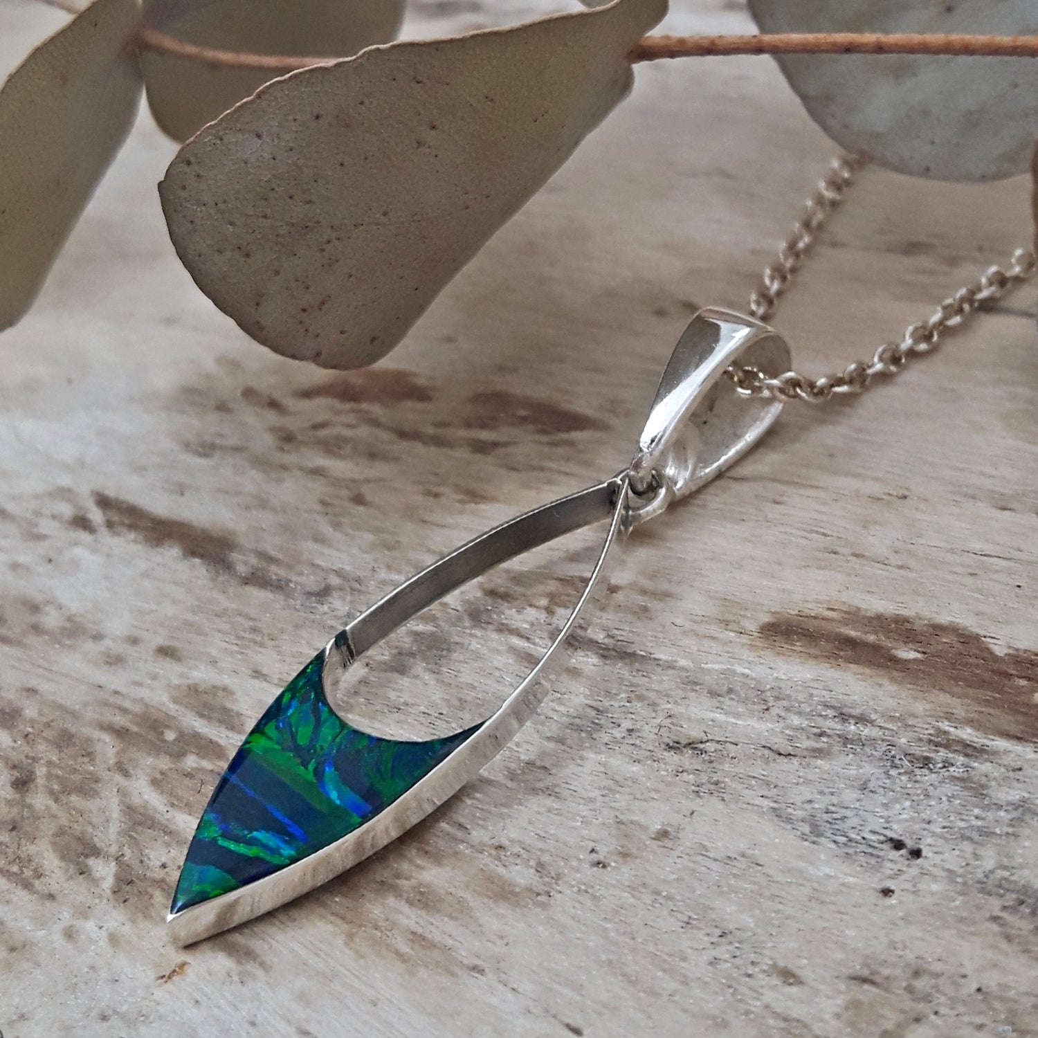 Flinder Emerald Finella Pendant