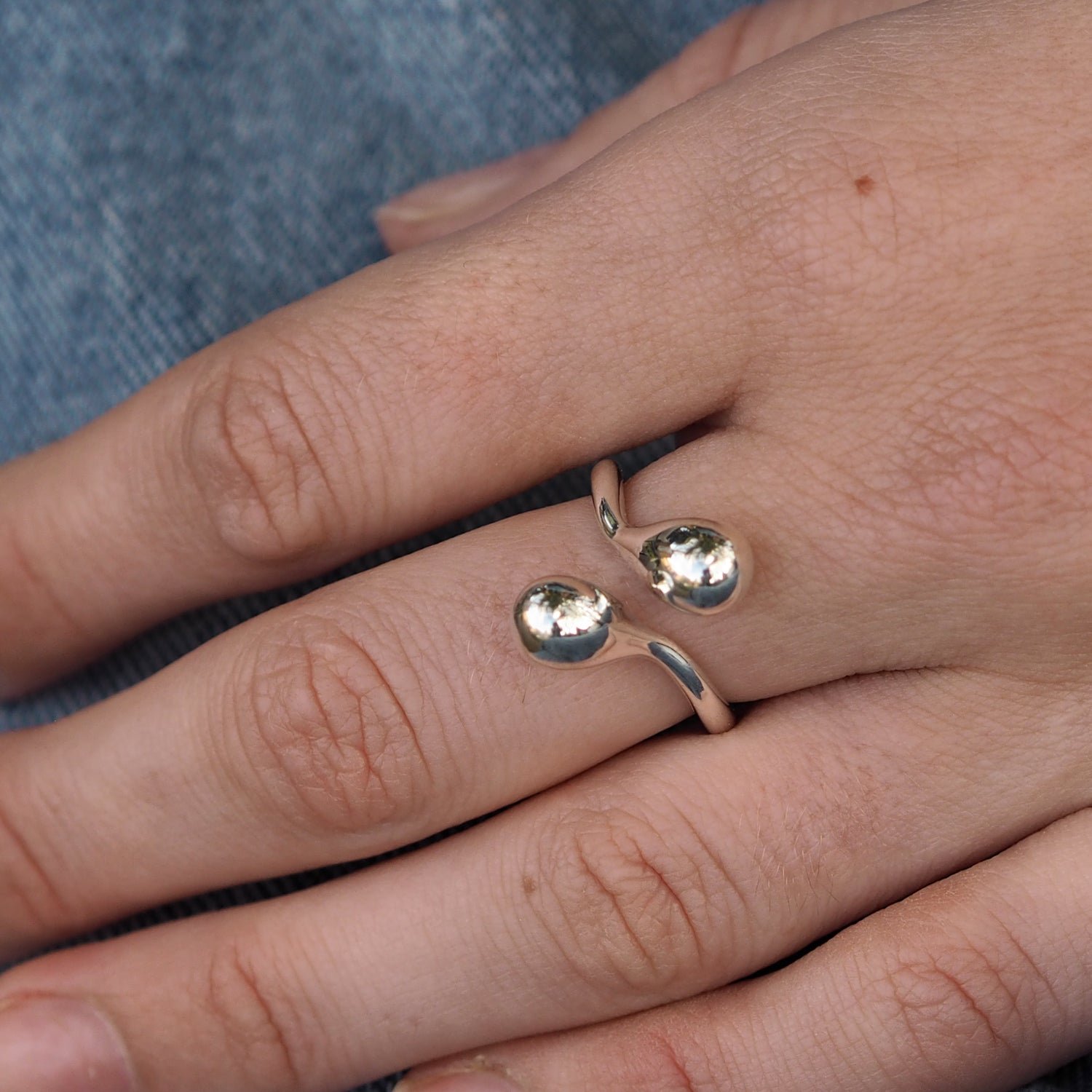 Pure Droplet Polished Ring