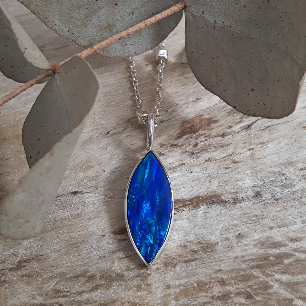 Flinder Blue Leaf Small Pendant