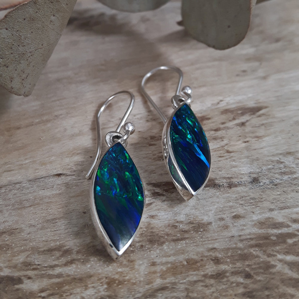 Flinder Emerald Leaf Drop Earrings