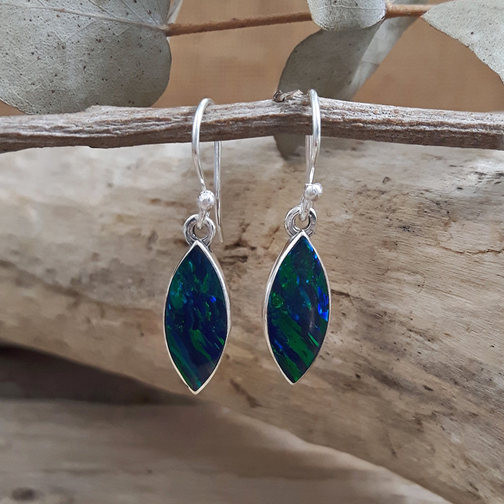 Flinder Emerald Leaf Drop Earrings
