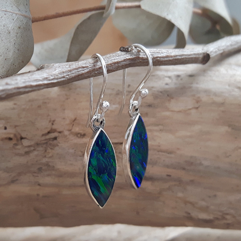Flinder Emerald Leaf Drop Earrings