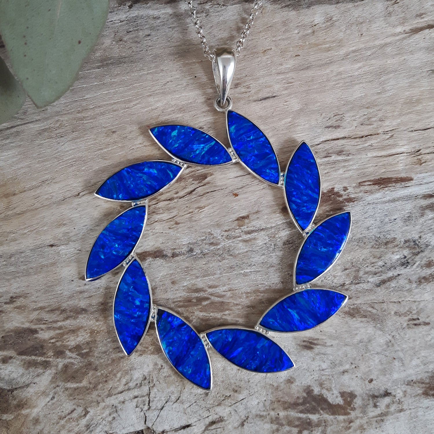 Flinder Larisa Blue Pendant