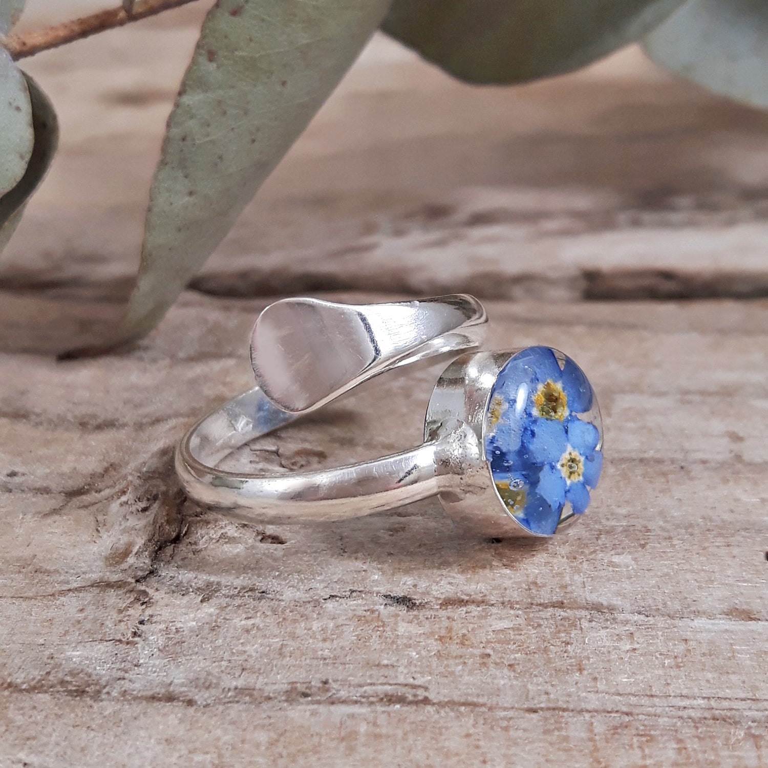 Flores Forget-Me-Not Round Adjustable Ring