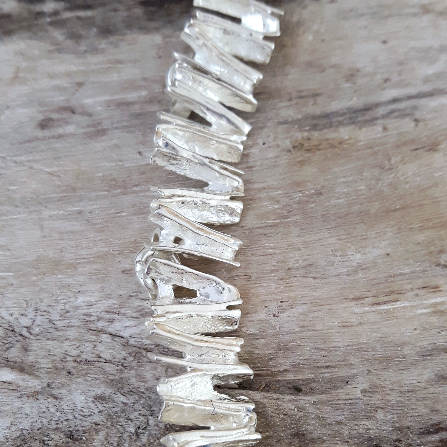 Foresta Juniper Silver T-bar Necklace