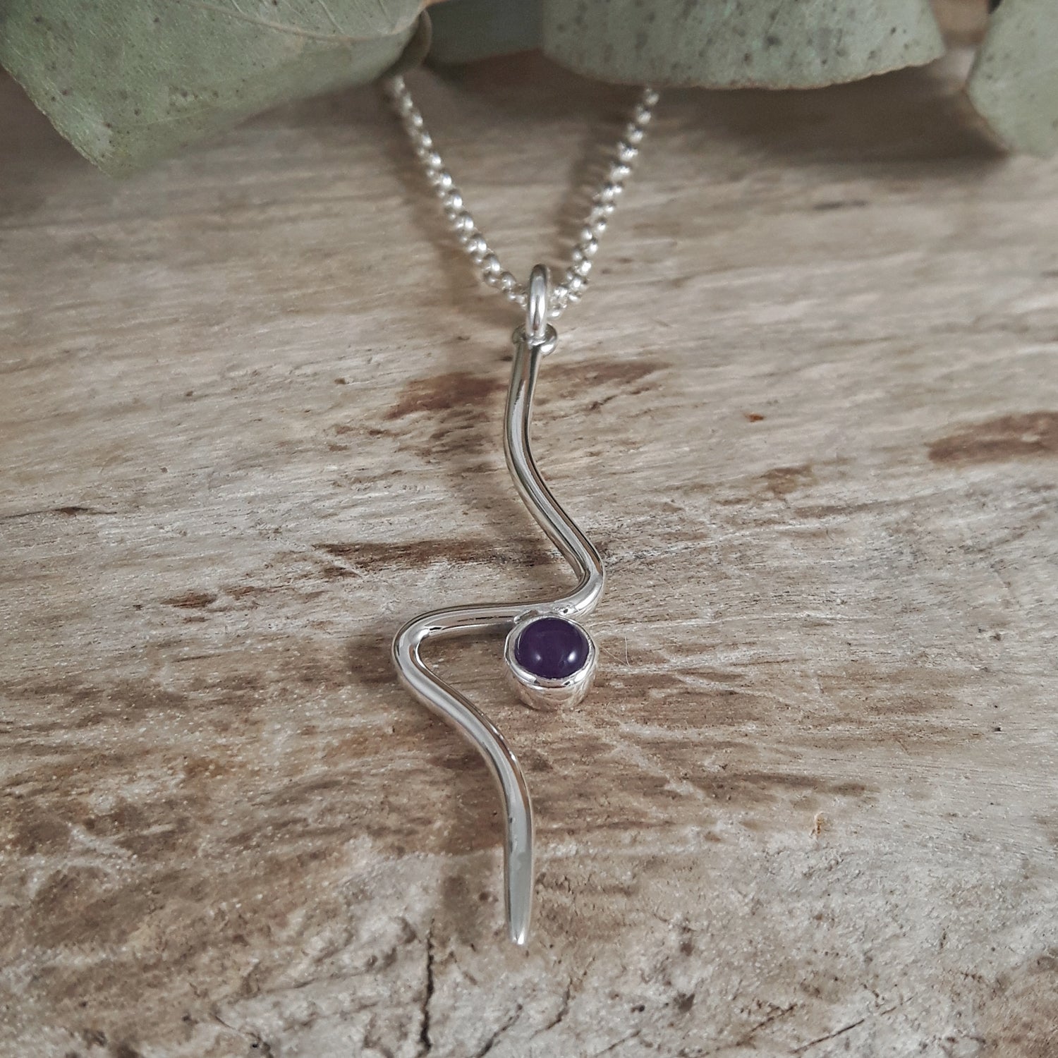 Linea Amethyst Birthstone Pendant